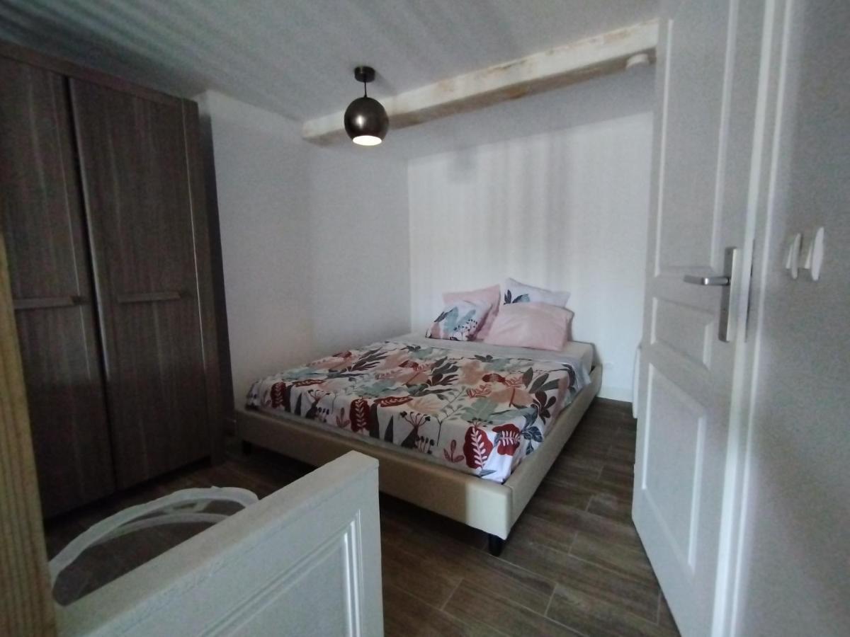 Apartament Trevoux: Loft Ravissant Avec Terrasse Zewnętrze zdjęcie