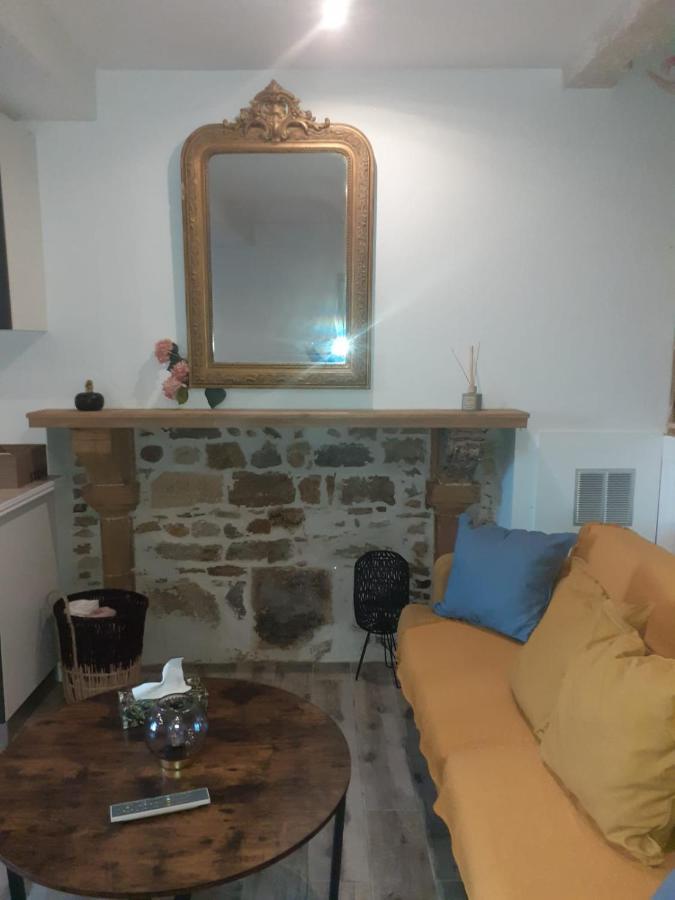Apartament Trevoux: Loft Ravissant Avec Terrasse Zewnętrze zdjęcie
