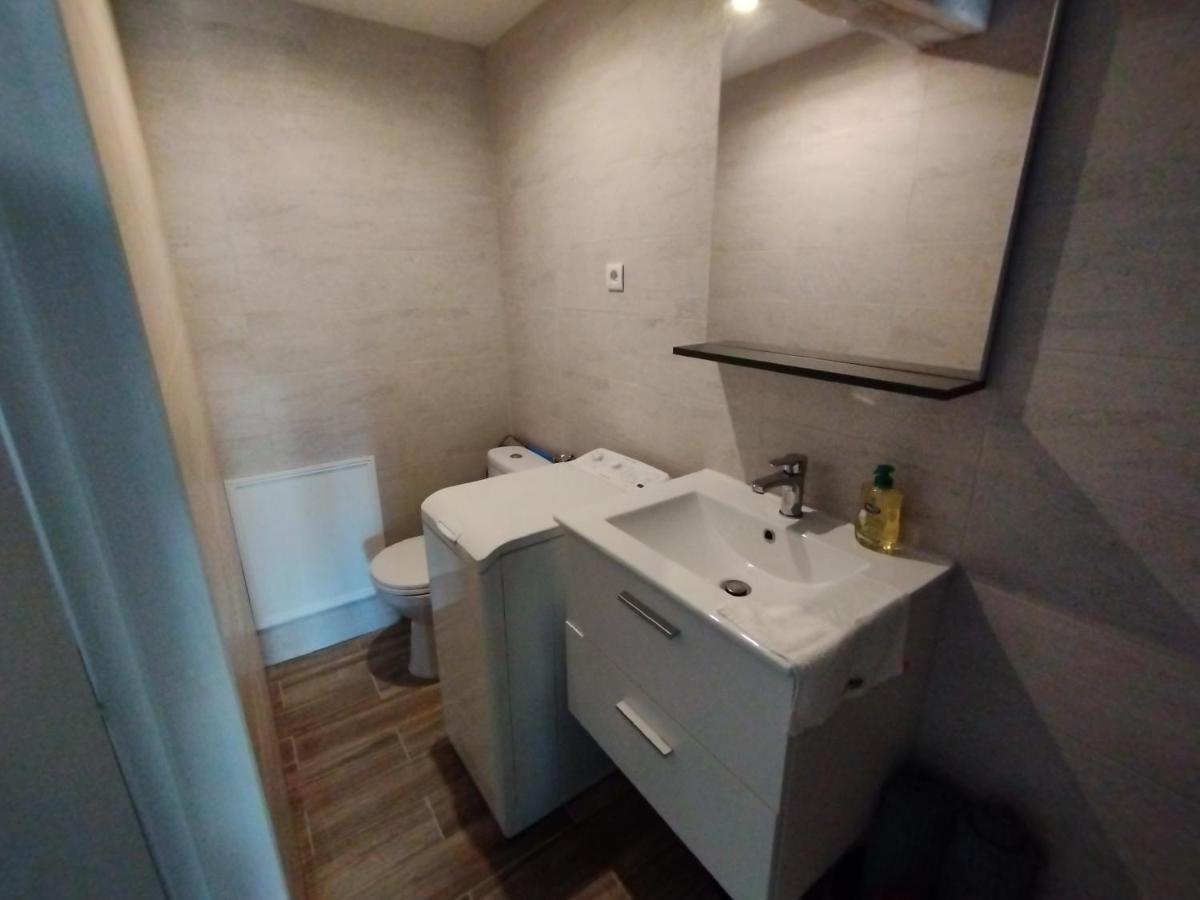 Apartament Trevoux: Loft Ravissant Avec Terrasse Zewnętrze zdjęcie
